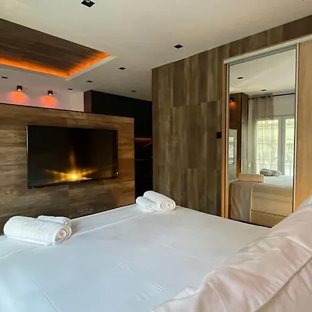 Alfa Luxury 3 Appartement *